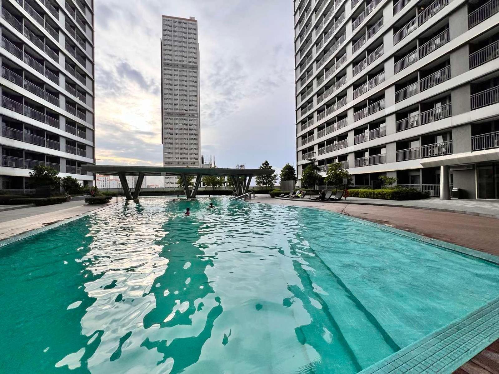 Central Ortigas Center Condo Manila Exterior photo